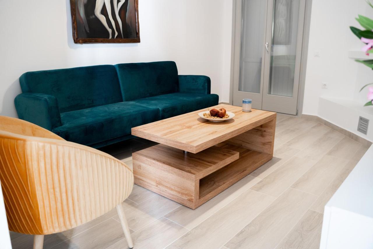 The Lighthouse Sunset View Suites Akrotiri  Exterior photo